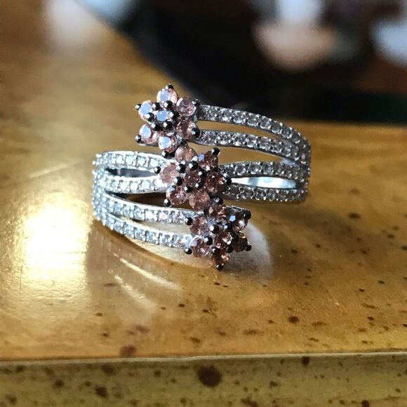 Natural Andalusite Sterling Silver Flower Ring Size 6 - Picture 9 of 9